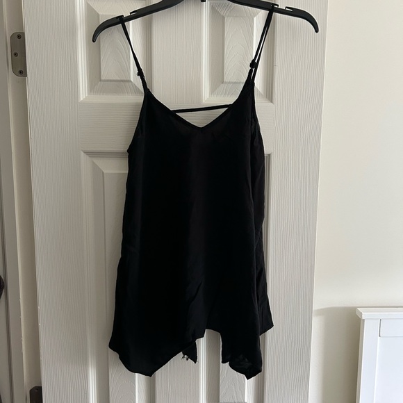 Mossimo black large women’s tank top - Picture 4 of 4